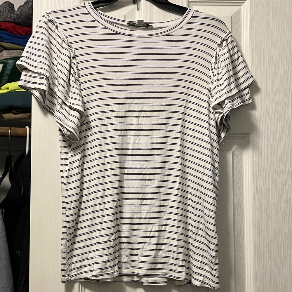 Newly added 💕Green Envelope Black and White Striped Top